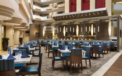 Embassy Suites by Hilton San Antonio Airport