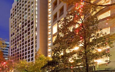 Holiday Inn San Antonio - Riverwalk by IHG