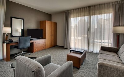 Drury Plaza Hotel San Antonio Riverwalk