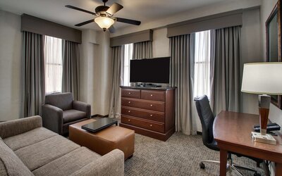 Drury Plaza Hotel San Antonio Riverwalk