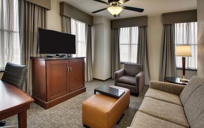 Drury Plaza Hotel San Antonio Riverwalk
