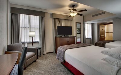 Drury Plaza Hotel San Antonio Riverwalk