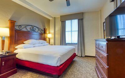 Drury Plaza Hotel San Antonio Riverwalk