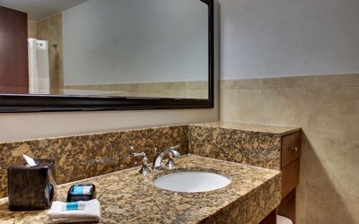 Drury Plaza Hotel San Antonio Riverwalk