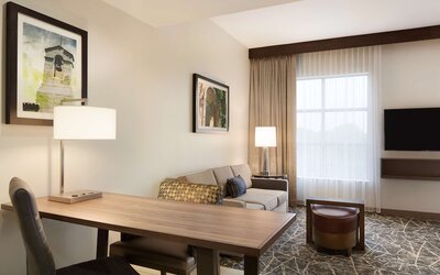 Embassy Suites by Hilton San Antonio Brooks Hotel & Spa