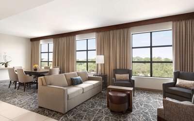 Embassy Suites by Hilton San Antonio Brooks Hotel & Spa