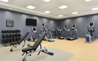 Embassy Suites by Hilton San Antonio Brooks Hotel & Spa