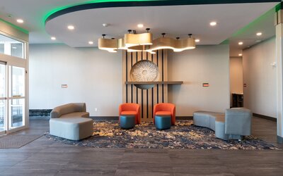 La Quinta Inn & Suites by Wyndham San Antonio Seaworld/LAFB