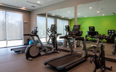 La Quinta Inn & Suites by Wyndham San Antonio Seaworld/LAFB