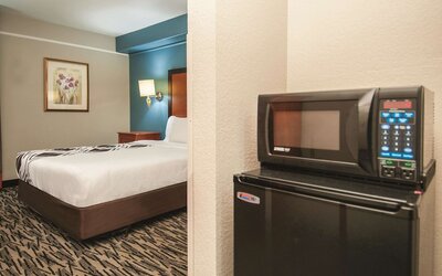 La Quinta Inn by Wyndham San Antonio Brooks City Base
