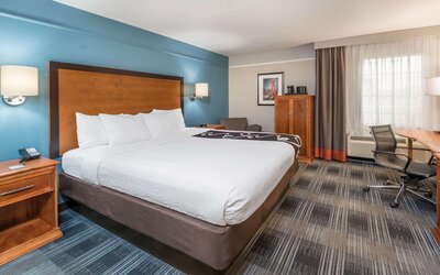 La Quinta Inn by Wyndham San Antonio Brooks City Base