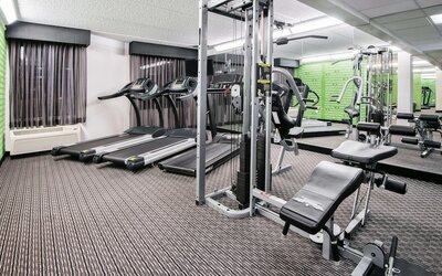 La Quinta Inn & Suites by Wyndham San Antonio Riverwalk