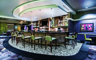 La Quinta Inn & Suites by Wyndham San Antonio Riverwalk