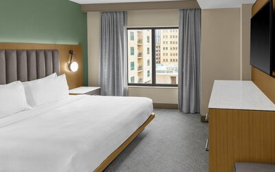 Embassy Suites San Antonio Riverwalk-Downtown