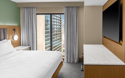 Embassy Suites San Antonio Riverwalk-Downtown