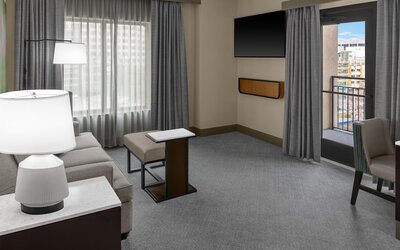 Embassy Suites San Antonio Riverwalk-Downtown