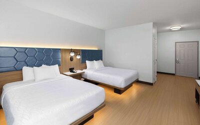 La Quinta Inn & Suites by Wyndham San Antonio Northwest