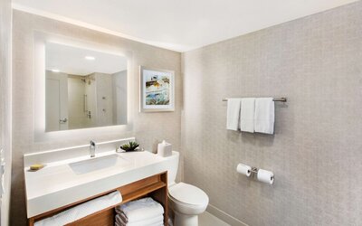 DoubleTree by Hilton San Antonio Northwest
