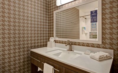 Home2 Suites by Hilton San Antonio Riverwalk, TX