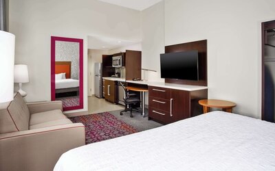 Home2 Suites by Hilton San Antonio Downtown - Riverwalk, TX