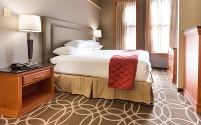 Drury Inn & Suites San Antonio Riverwalk