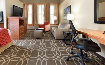 Drury Inn & Suites San Antonio Riverwalk