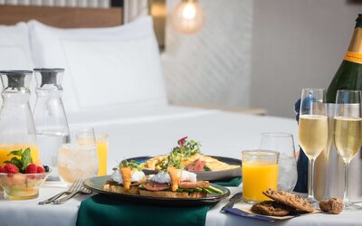Hotel Fera Anaheim, a DoubleTree by Hilton