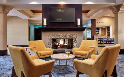 Hilton Garden Inn Valencia Six Flags