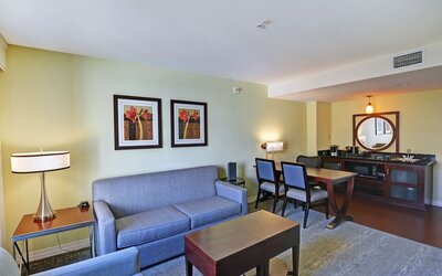 Embassy Suites by Hilton Valencia