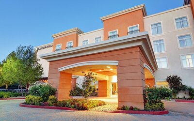 Embassy Suites by Hilton Valencia