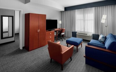 Courtyard by Marriott Santa Clarita Valencia