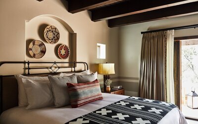 Bishop's Lodge, Auberge Collection