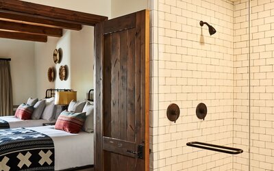 Bishop's Lodge, Auberge Collection