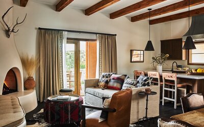 Bishop's Lodge, Auberge Collection