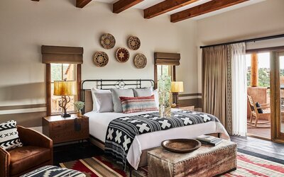 Bishop's Lodge, Auberge Collection