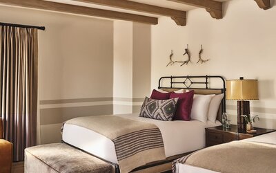 Bishop's Lodge, Auberge Collection