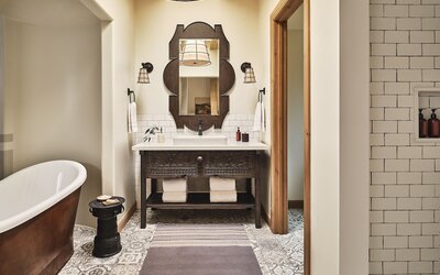 Bishop's Lodge, Auberge Collection