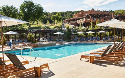Bishop's Lodge, Auberge Collection