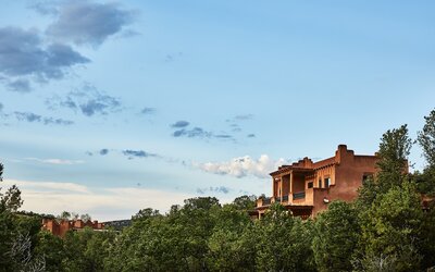 Bishop's Lodge, Auberge Collection