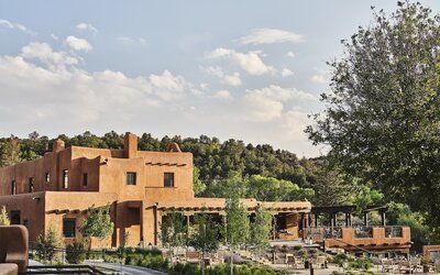 Bishop's Lodge, Auberge Collection