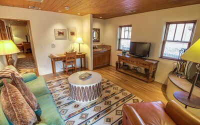 Inn on the Alameda