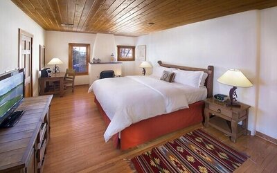 Inn on the Alameda