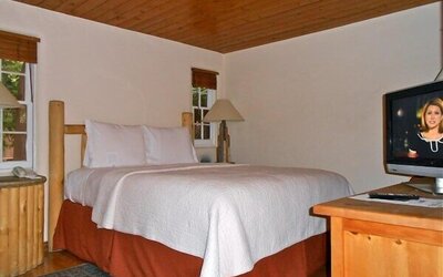 Inn on the Alameda