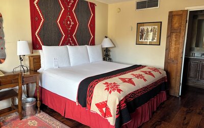Inn of the Governors