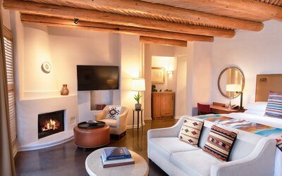 Rosewood Inn of the Anasazi