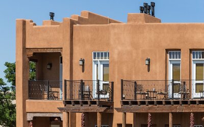 Piñon Court By La Fonda