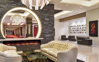 The Davenport Grand, Autograph Collection