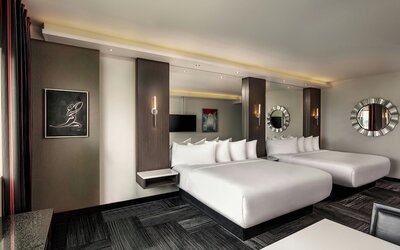 The Davenport Grand, Autograph Collection
