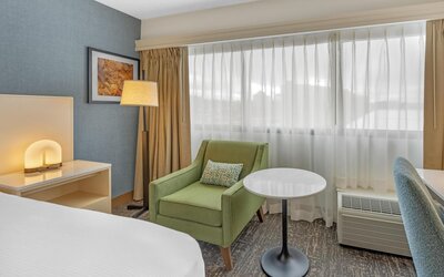 DoubleTree by Hilton Spokane City Center