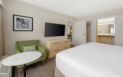 DoubleTree by Hilton Spokane City Center